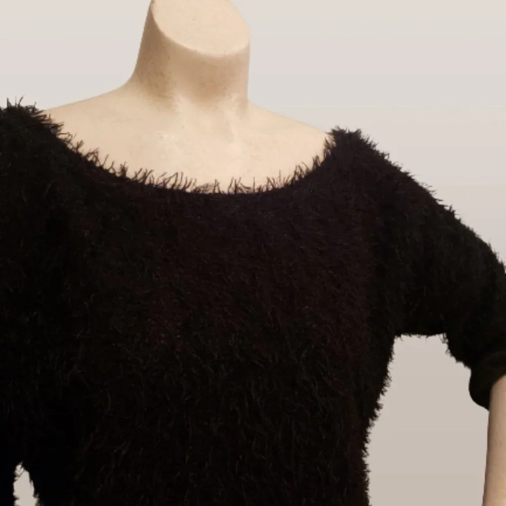 Fuzzy Long  sleeve black sweater